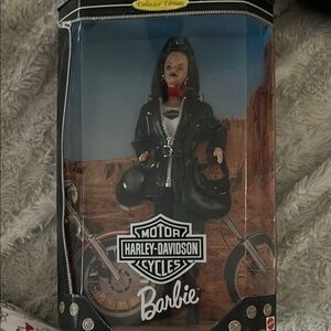 Barbie Black and Red Action Figure Harley-Davidson Playset